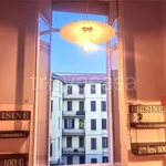 Rent 2 bedroom apartment of 60 m² in Milano