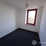 Rent 2 bedroom flat in Dundee