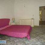 Affitto 4 camera casa di 133 m² in Bari