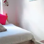 Rent 1 bedroom apartment of 50 m² in dublin