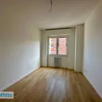 Rent 3 bedroom apartment of 120 m² in Milan