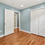 Rent 3 bedroom apartment in Jersey City