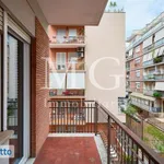 Rent 2 bedroom apartment of 80 m² in Rome