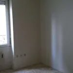 Rent 2 bedroom apartment of 30 m² in Villeurbanne