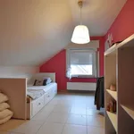 Maison de 228 m² avec 4 chambre(s) en location à Ruiselede