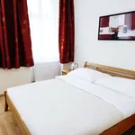 Rent 4 bedroom apartment of 120 m² in Vienna