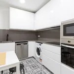 Alquilo 4 dormitorio apartamento de 135 m² en Barcelona