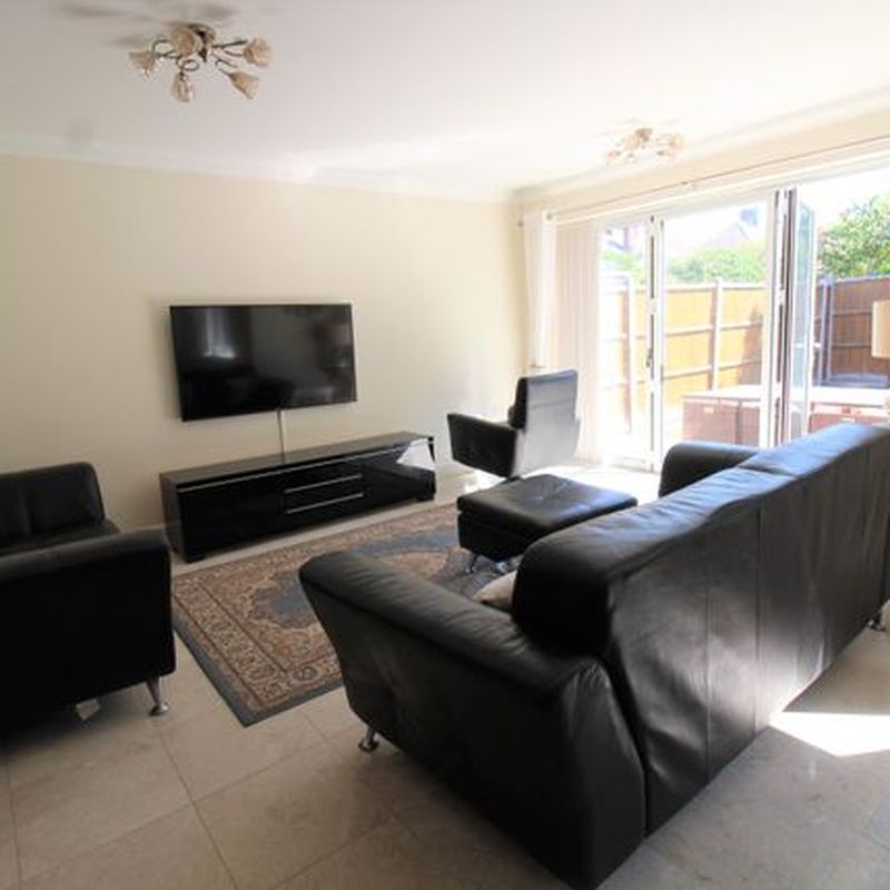 Detached house to rent in Norman Road, Ashford TW15