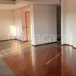 Rent 4 bedroom apartment of 150 m² in Latina