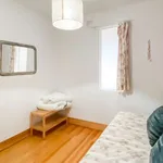 Rent 3 bedroom apartment of 120 m² in Lisbon