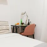 Rent 5 bedroom apartment in Valencia