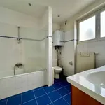 Rent 3 bedroom apartment in Saint-Gilles