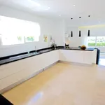 Rent 4 bedroom house of 1390 m² in Marbella