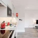 Rent 2 bedroom flat in london