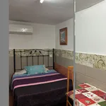 Rent 1 bedroom apartment of 30 m² in L'Hospitalet de Llobregat