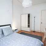 Louez une chambre de 82 m² à Paris