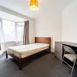 Rent 5 bedroom flat in West Midlands