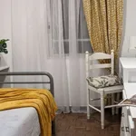 Rent a room of 80 m² in valencia