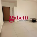 Rent 3 bedroom apartment of 92 m² in San-nicola-la-strada