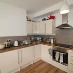 Rent 2 bedroom flat in Cardiff