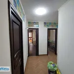 Affitto 3 camera appartamento di 62 m² in Naples