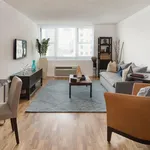 Rent 2 bedroom apartment of 107 m² in New York