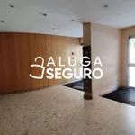 Rent 3 bedroom apartment of 125 m² in Lisboa