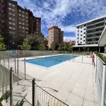 Rent 3 bedroom apartment of 95 m² in  Zaragoza