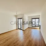 Rent 3 bedroom house of 250 m² in Almada