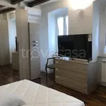 Affitto 5 camera appartamento di 180 m² in Lurago d'Erba