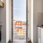 Rent 1 bedroom apartment in Lisbon