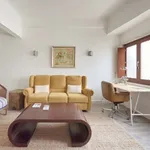 Rent 1 bedroom apartment of 80 m² in lisbon