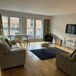 Rent 2 bedroom flat of 915 m² in Glasgow