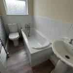 Rent 2 bedroom house in Wakefield