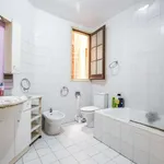 Rent a room of 110 m² in barcelona