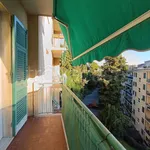 Rent 3 bedroom apartment of 90 m² in Genova