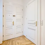 Miete 5 Schlafzimmer wohnung von 122 m² in Vienna