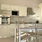 Rent 2 bedroom apartment of 50 m² in Milano