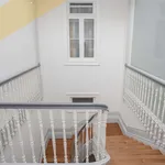 Rent 6 bedroom apartment of 100 m² in Porto