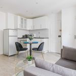 Rent 1 bedroom apartment of 23 m² in Paris