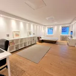 Miete 1 Schlafzimmer wohnung von 70 m² in Frankfurt