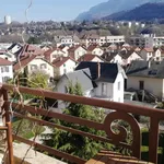 Appartement de 68 m² avec 2 chambre(s) en location à Chambéry