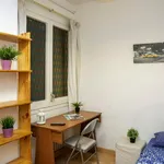 Rent 6 bedroom apartment in Barcelona