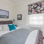 Rent 2 bedroom apartment in Bristol