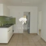 Rent 3 bedroom apartment of 47 m² in Apt