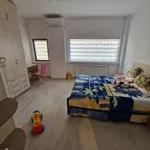 Rent 5 bedroom apartment of 80 m² in Bucuresti