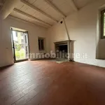 Affitto 5 camera casa di 430 m² in Colle Brianza