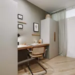 Rent 3 bedroom apartment of 90 m² in Barcelona