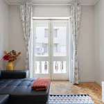 Rent 2 bedroom apartment of 120 m² in Porto