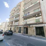 Affitto 2 camera appartamento di 51 m² in Manfredonia